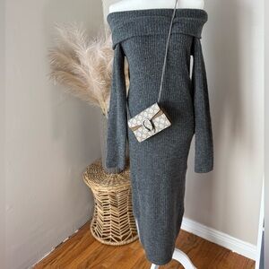 H&M Gray Off-Shoulder Long Sleeve Dress
